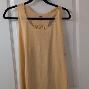 Uniqlo Airism Racer Bank Tank Size Large Unique Vintage Color